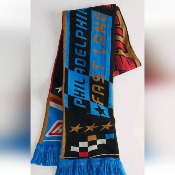 Urban Outfitters Checked Soccer Graphic Knit Scarf NWT - Picture 1 of 2